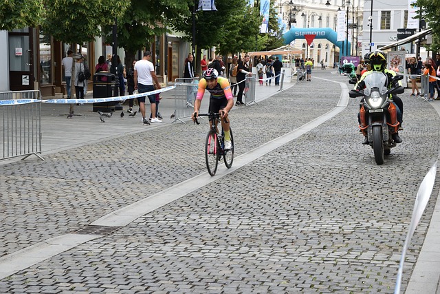 如何在他的 如何在他的